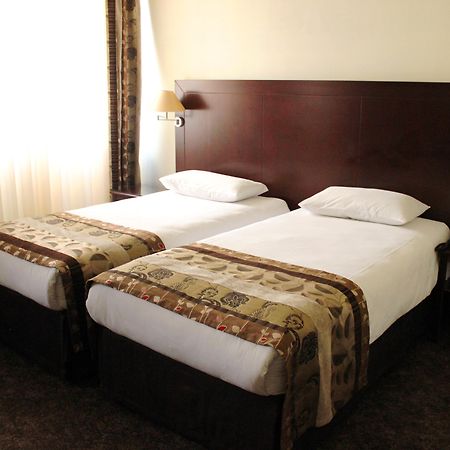 Europe Hotel Erévan Extérieur photo