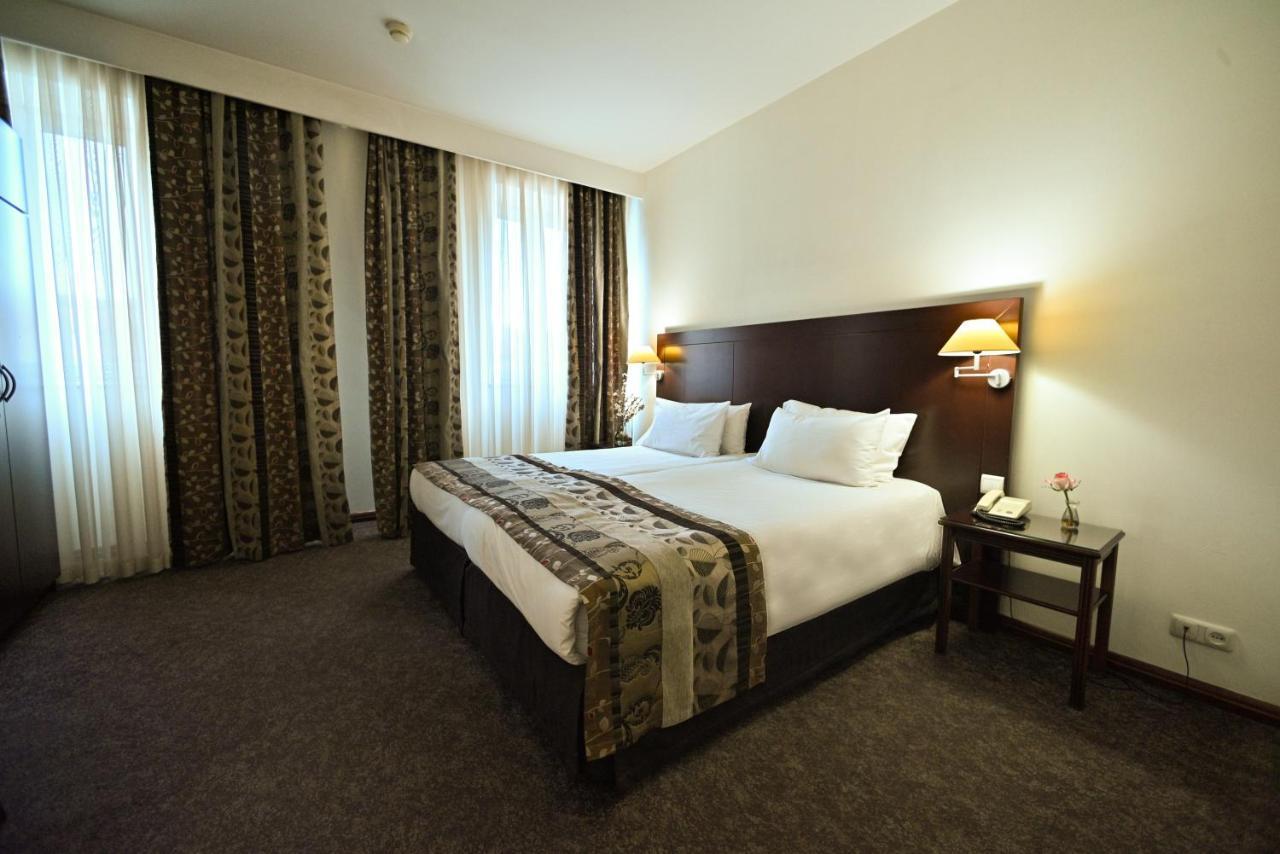 Europe Hotel Erévan Extérieur photo
