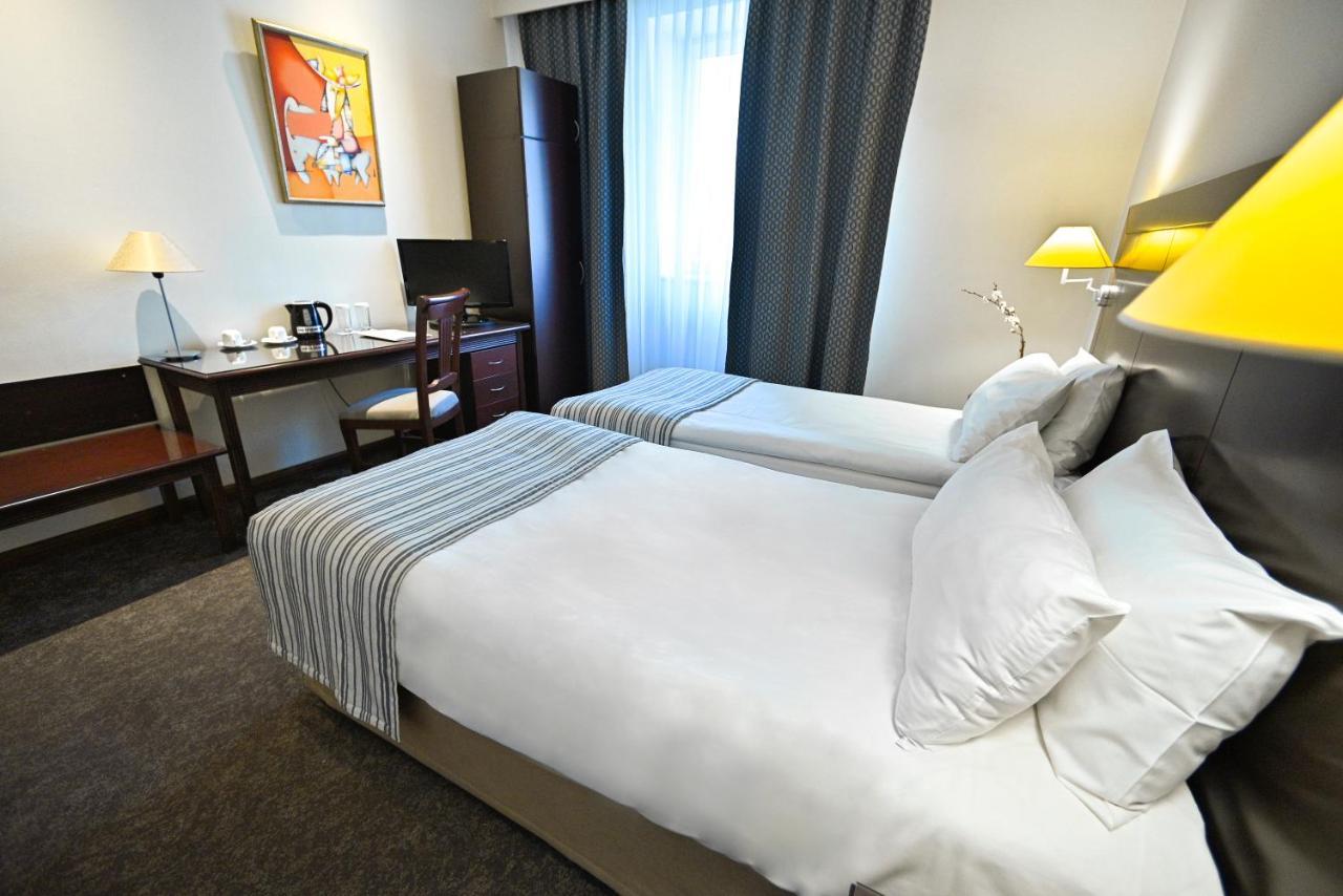 Europe Hotel Erévan Extérieur photo